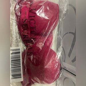 Victoria’s Secret bra